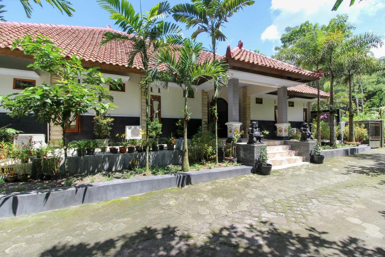 Reddoorz Near Museum Gunung Merapi Kaliurang Dış mekan fotoğraf
